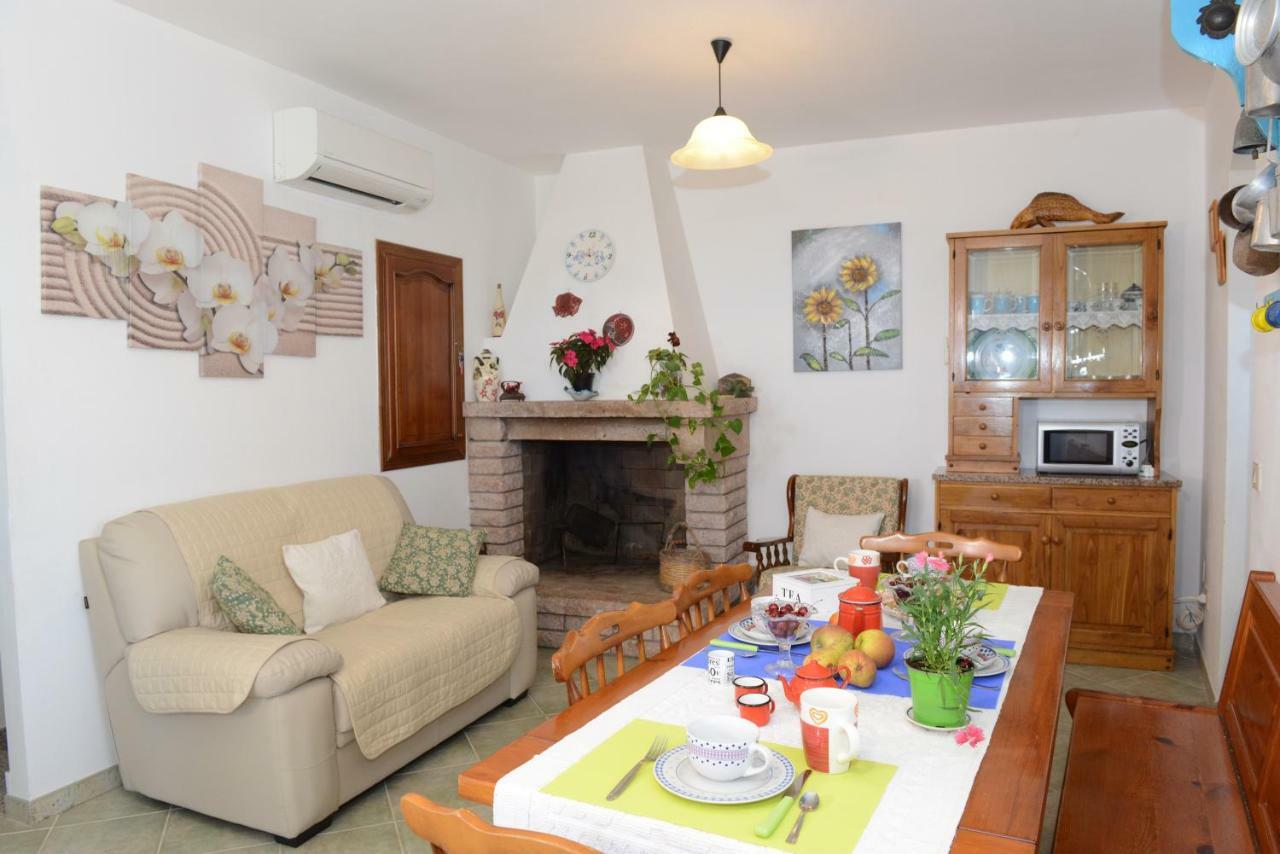 Villa La Scaletta Альгеро Экстерьер фото
